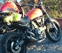 Nouveauté - Ducati: la Scrambler 400 se fait surprendre