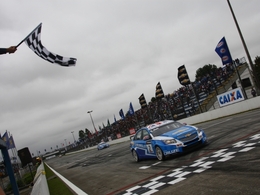 WTCC-Curitiba: Chevrolet commence en fanfare !