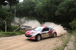 IRC: Le Brésilien Tulio au départ à Curitiba sur une 207 S2000
