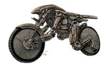 DeviantART encore avec une moto directement inspirée par Alien ...