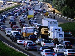 Les femmes vivant à proximité d'une autoroute ont deux fois plus de risques d'avoir un enfant autiste