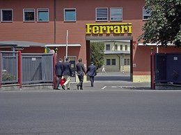 Ferrari va réduire ses effectifs et sa production