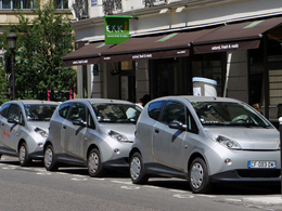 Pour ses 3 ans, Autolib’ s’offre un club et défie la saleté