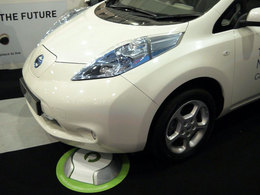 Google expérimente les bornes de recharge pour véhicules électriques sans fil