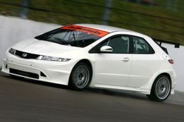 BTCC: Honda UK soutiendra l'engagement de 2 Civic