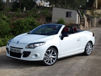 Essai vidéo - Renault Mégane 3 CC : elle est bien... mais pas top