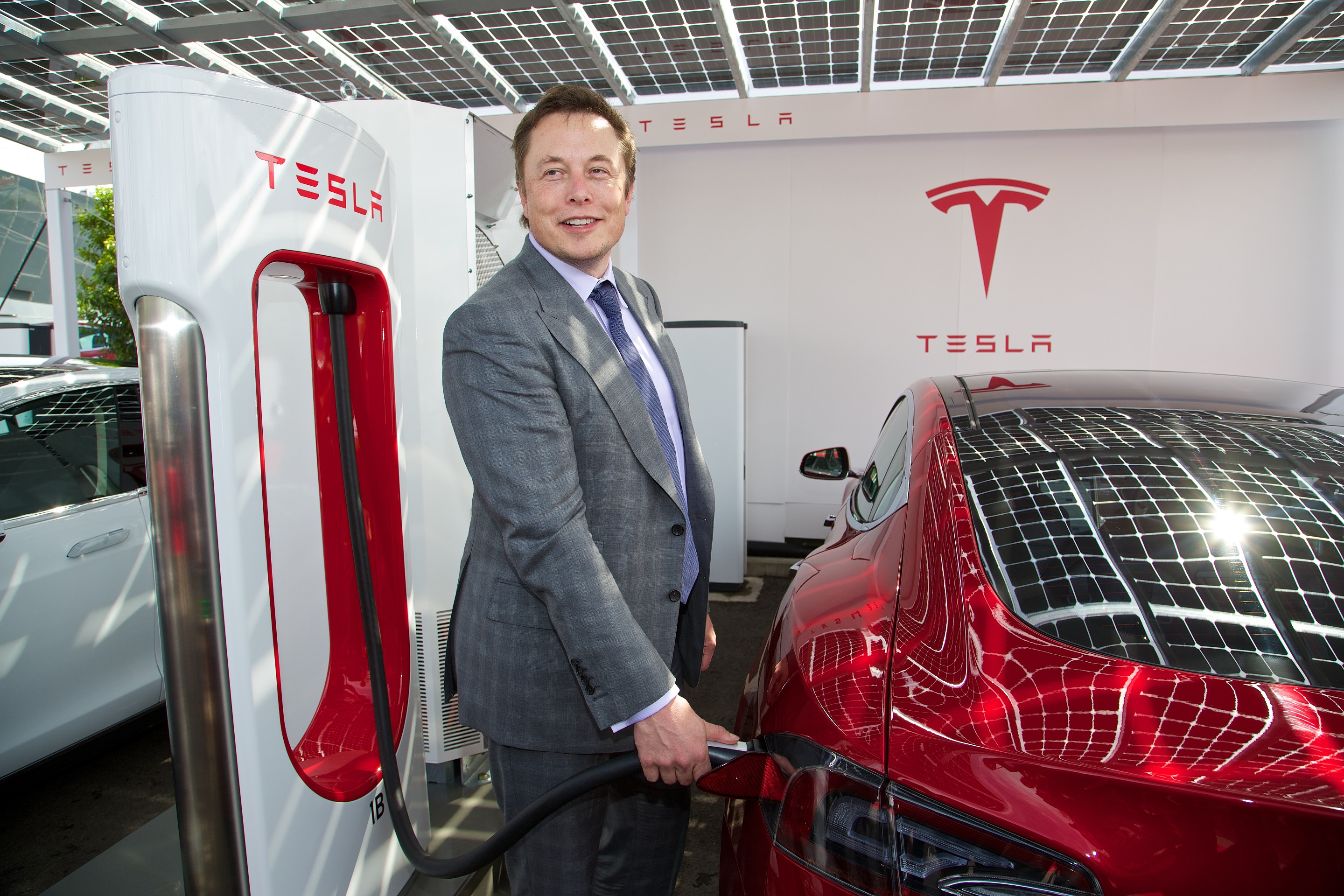 Elon Musk (Tesla) veut des tunnels pour lutter contre les ...