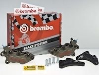 Deux kits étriers Brembo pour Yamaha T-Max spécial gros freineurs