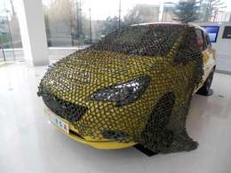 Insolite : Opel propose outre-Manche une option camouflage pour la Corsa