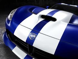 La SRT Viper se vend mal, la production réduite