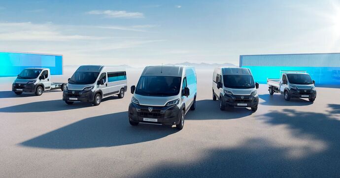Stellantis va lancer onze nouveaux modèles d'utilitaires et développer des services logiciels dopés à l’IA