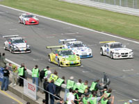 24 Heures du Nürburgring: victoire d'une Porsche