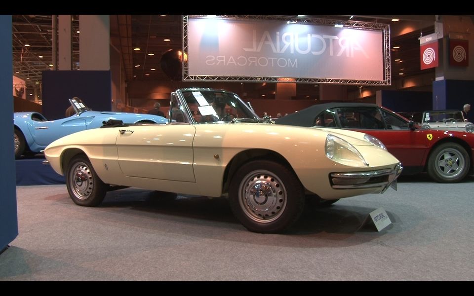 Vidéo en direct de Rétromobile 2015 - Les petits trésors de la vente aux enchères Artcurial