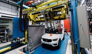 POC et Volvo s'associent pour un crash-test spécial "cycliste"