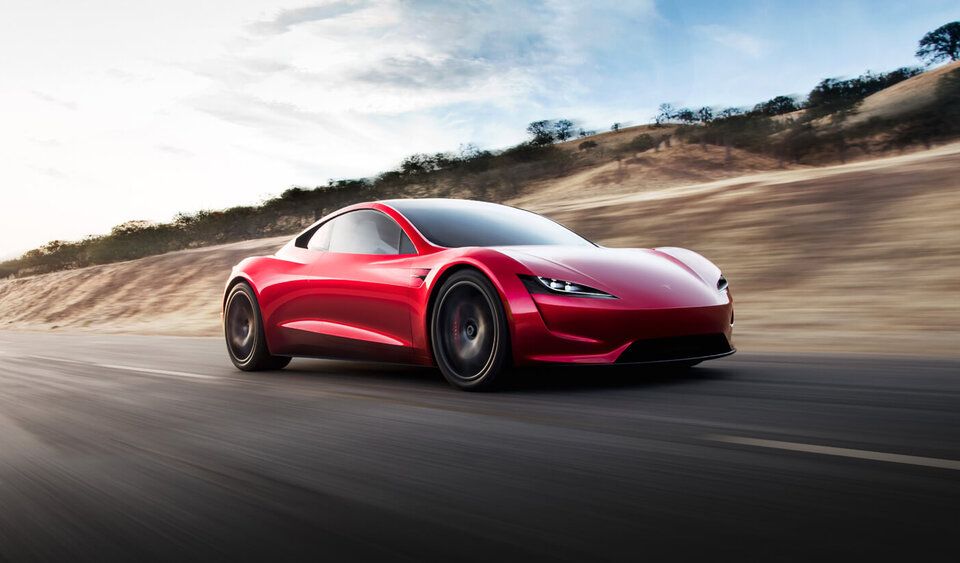 La nouvelle Tesla Roadster est finalement repoussée