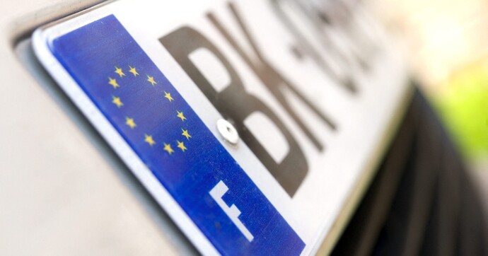 Savez-vous comment deviner l’âge d’une voiture ? Simplement en déchiffrant sa plaque d’immatriculation
