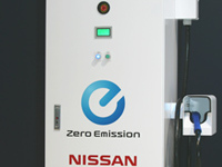 Nissan a développé une borne de recharge rapide électrique
