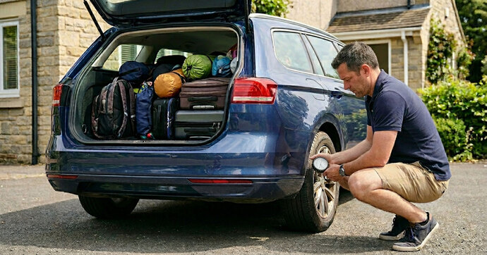 Pneus et départ en vacances : les vérifications indispensables avant la route
