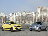 Comparatif vidéo - Renault Twingo vs Smart Forfour : dispute familiale