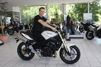 Florent, gagnant d'une Street Triple 675 blanche...