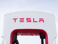 Tesla : le prix de la recharge augmente sur les Superchargers
