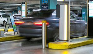 Il perd sa BMW dans un parking et la retrouve six mois plus tard