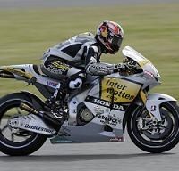 Moto GP - Grande Bretagne D.3: Aoyama forfait, seulement quinze au départ !