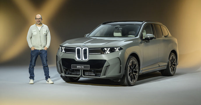 Le X5, pionnier des SUV chez BMW adopte un nouveau style et bascule à l'électrique. 