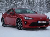Essai vidéo - Toyota GT86 restylée (2017) : la reine des neiges