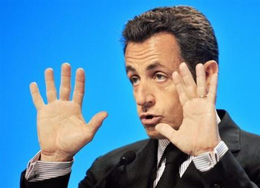 Sarkozy dévoile son plan d'aide à l'automobile : prime à la casse de 1000 euros, prêt aux constructeurs, soutien des sous-traitants