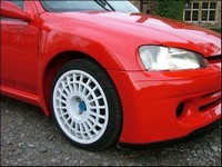 Peugeot 106 Cosworth : Turbo et 4 roues motrices