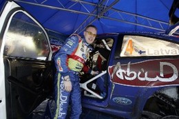 WRC Grande Bretagne Jour 1 : Latvala devant, Ogier surprend