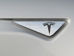 La "petite" Tesla sera une Model E