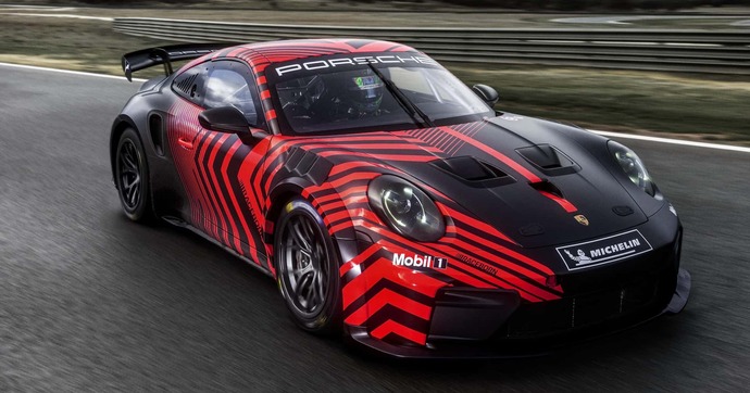 Pourquoi Porsche s’est senti obligé de proposer une 911 de course « dégradée »