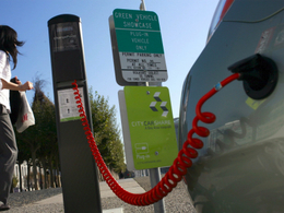 Etats-Unis : huit Etats ont signé un accord pour l'auto électrique
