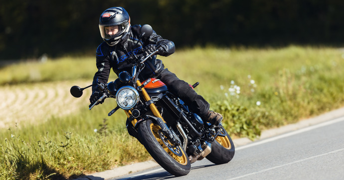 Kawasaki Z900 RS et Z900 RS SE 2026 : vintage tout simplement