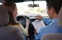 Midi Pile - Permis de conduire : la nouvelle épreuve pratique, plus facile, fait ses premiers tours de roue