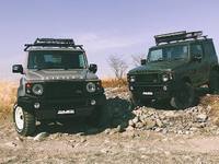 Le Suzuki Jimny déguisé en Land Rover Defender