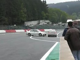 Mitsubishi Lancer Evolution VS M3 à Spa : Evo par (gros) KO