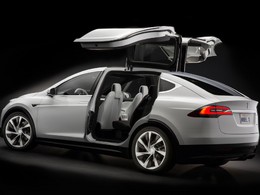 Tesla Model X : en 4x4 uniquement