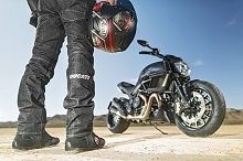 Vidéo - Ducati: la vie en Diavel version 2015