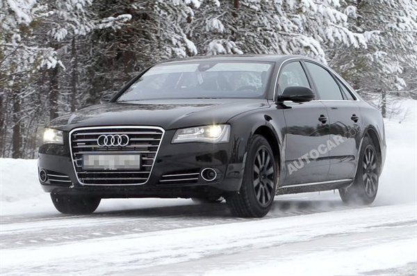 Spyshot : l’Audi S8 en approche