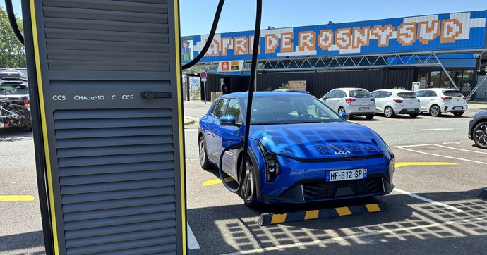 Kia EV4 : profil bas, haute efficience