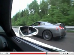 Bugatti Veyron vs Nissan GT-R Switzer P800, encore ! Mais cette fois...
