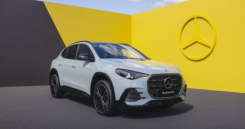 Le GLA, Mercedes la plus vendue en France, revient chargé à bloc