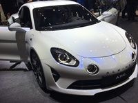 Alpine dévoile l'Alpine A110 "grand public" en live au salon de Genève 2018