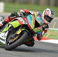 Supersport - Magny Cours Qualifications: Parkes remet ça