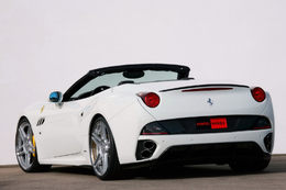 Novitec Rosso déniaise la Ferrari California : 606 ch sous la selle