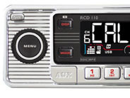 Caliber lance un autoradio old school
