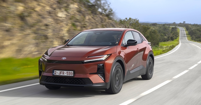 Toyota cartonne en hybride, on le savait, mais aussi en électrique et on le découvre